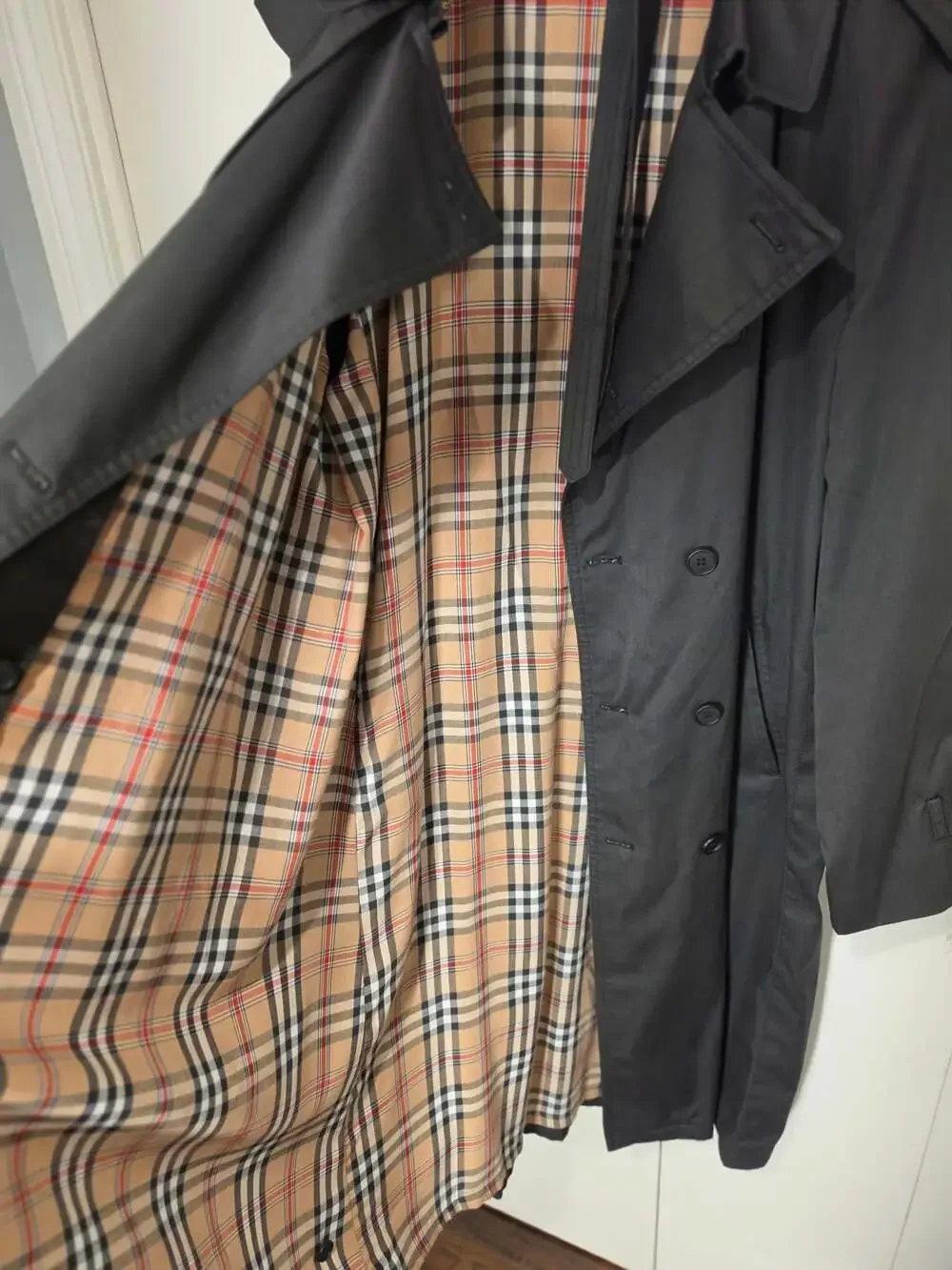 Kuppenheimer Vintage Black Trench Coat with Nova Check Lining
